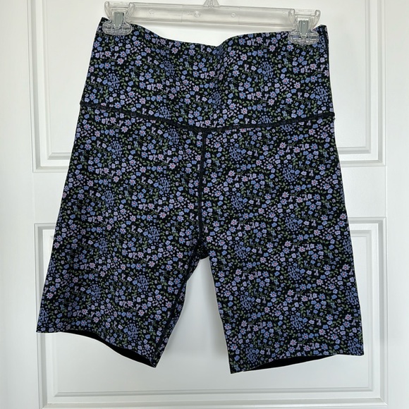 Knix bike shorts size large NWOT - Picture 1 of 3
